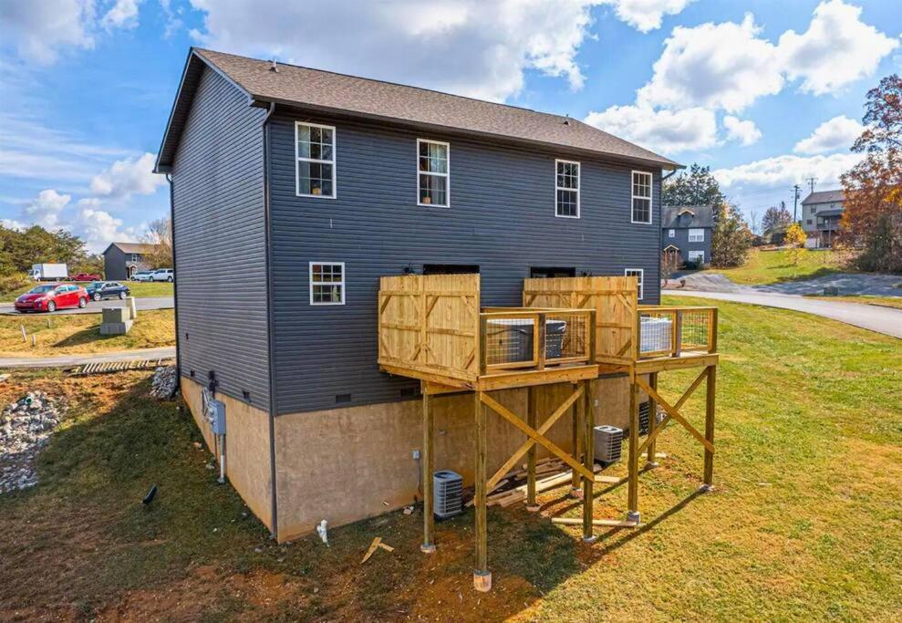 Willow Trace: Family Retreat, Hot Tub, Gaming! Пиджен-Фордж Экстерьер фото